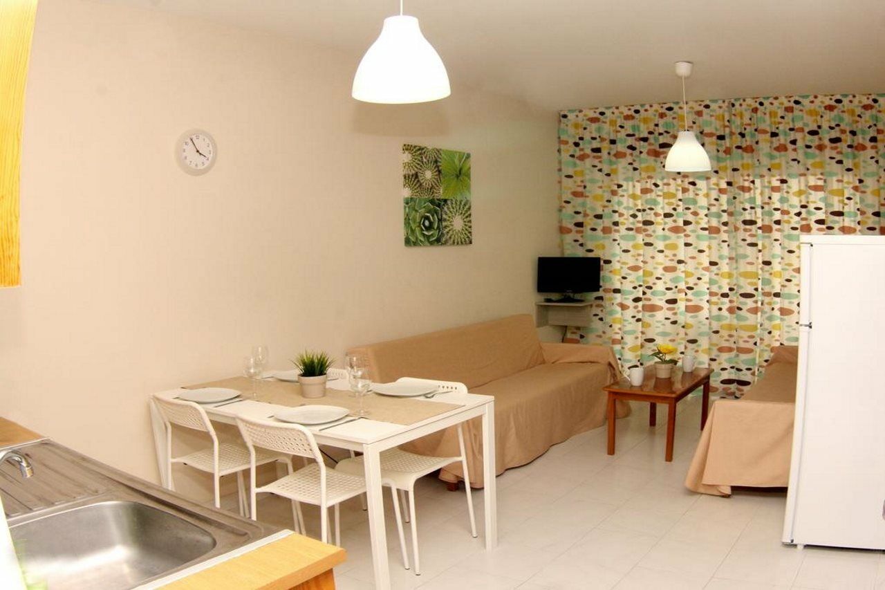 Staycentral Larnaca Exterior photo